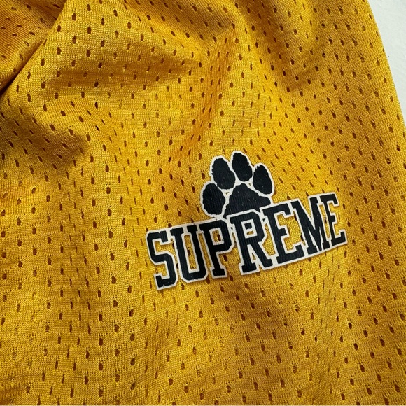 *Supreme Shorts Men's Size XLarge Yellow Basketball Paw Zip Packet Elastic Waist - Picture 9 of 16